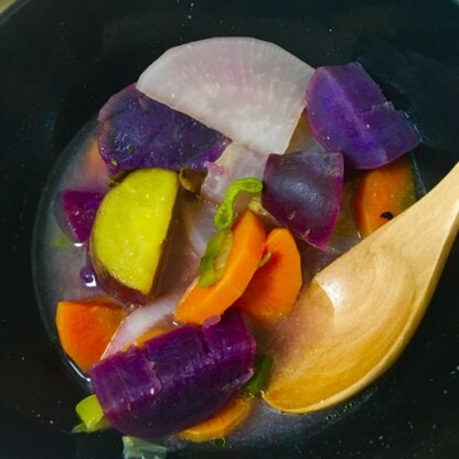 さつまいもと紫芋の混合ですが、甘くて野菜たっぷりで美味しかったです！